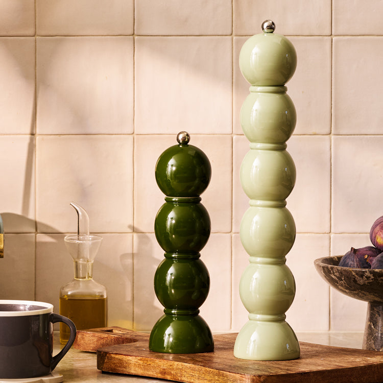 matts ！AZフィッシュ&ポテト10kg＋シニアライト10kg Khaki Bobbin Lacquer Salt or Pepper Mill – Addison Ross Ltd USA