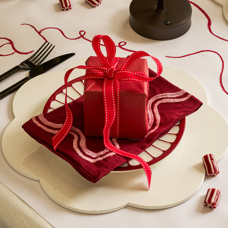 White Lacquer Placemats – Set of 4