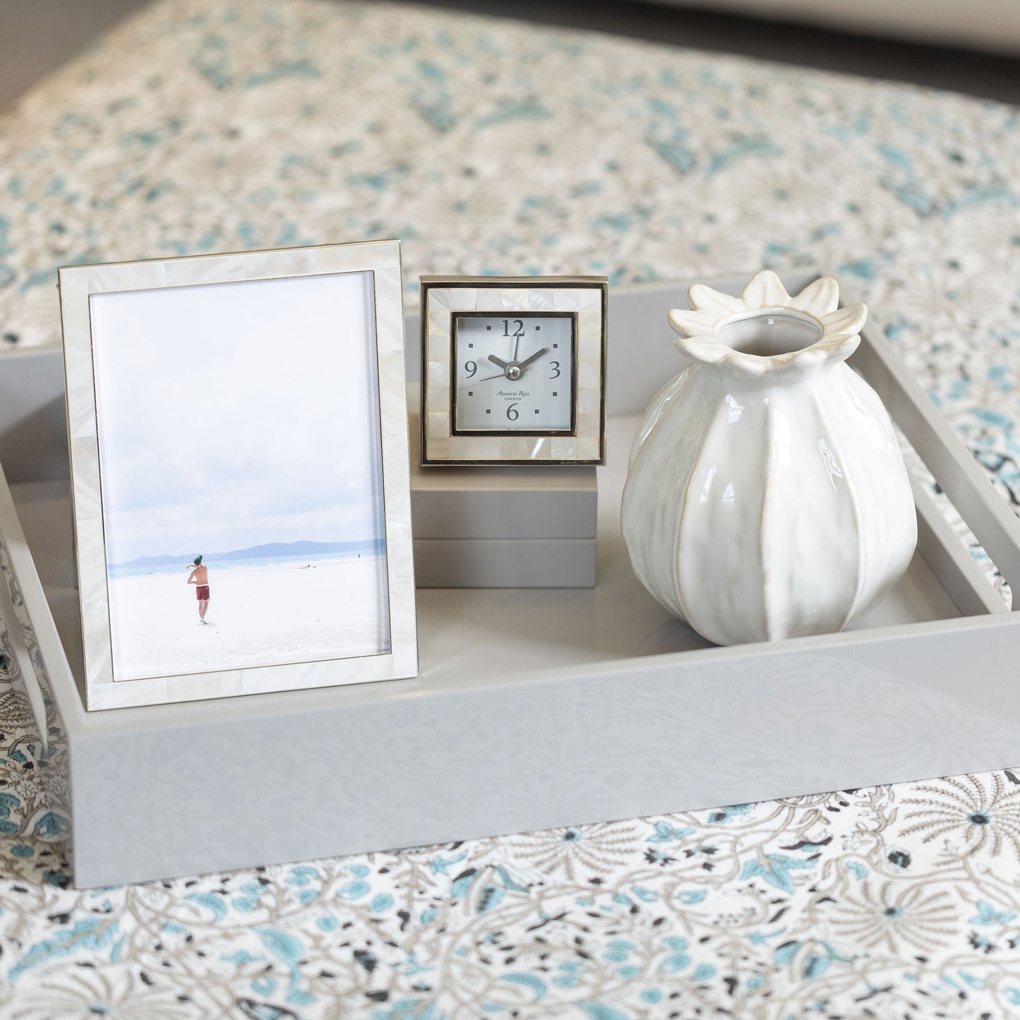 White Pave Photo Frame