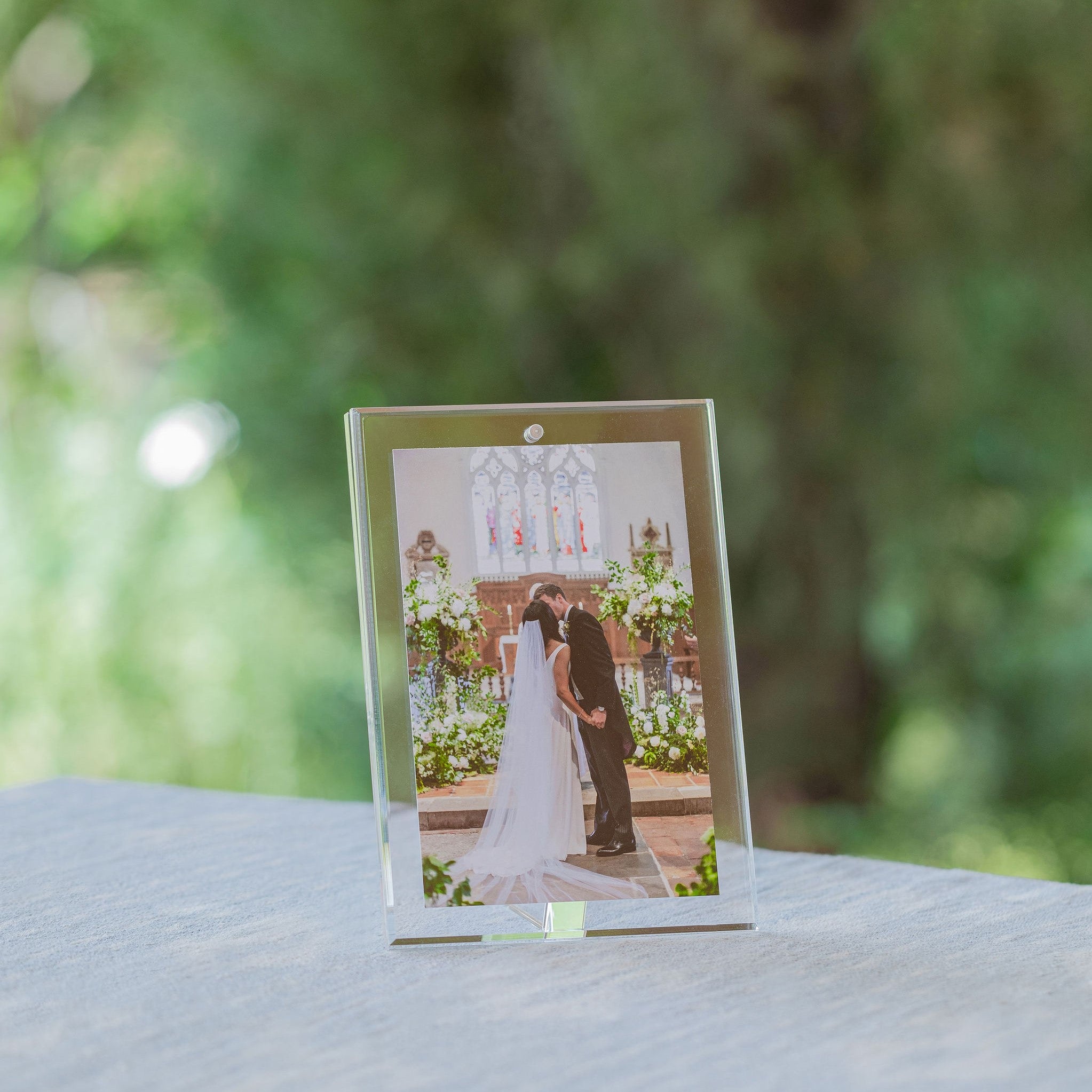 Magnetic Bevel Edged Acrylic Photo Frame 8 x 10